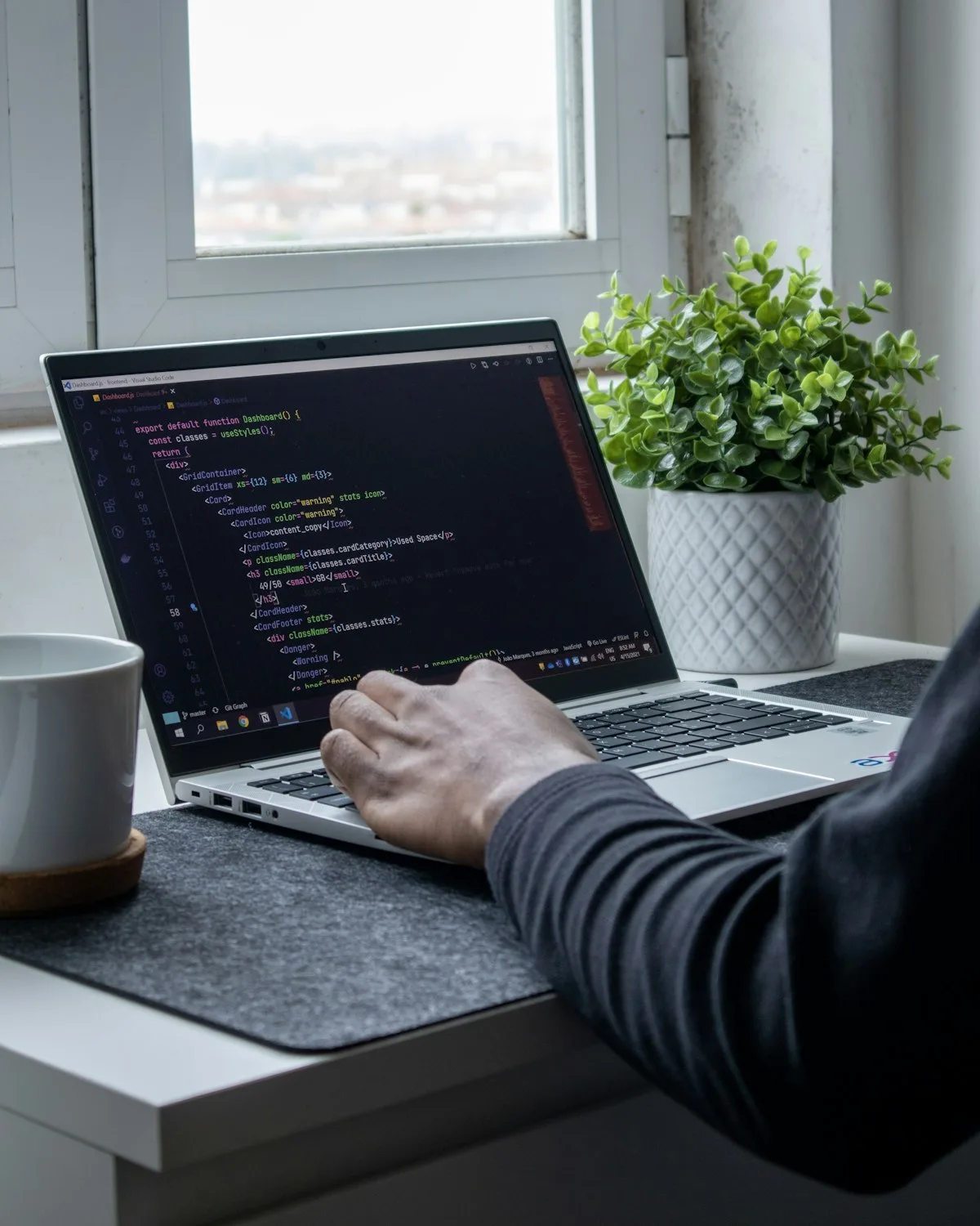 Developer coding for Canton projects